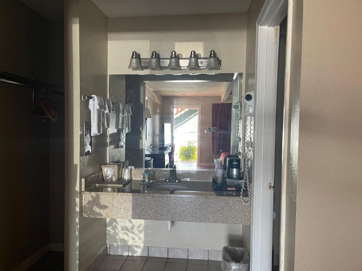 Atlantic Shores Inn And Suites Chincoteague Esterno foto